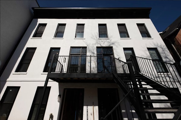 838-46 W. Altgeld Ave. property